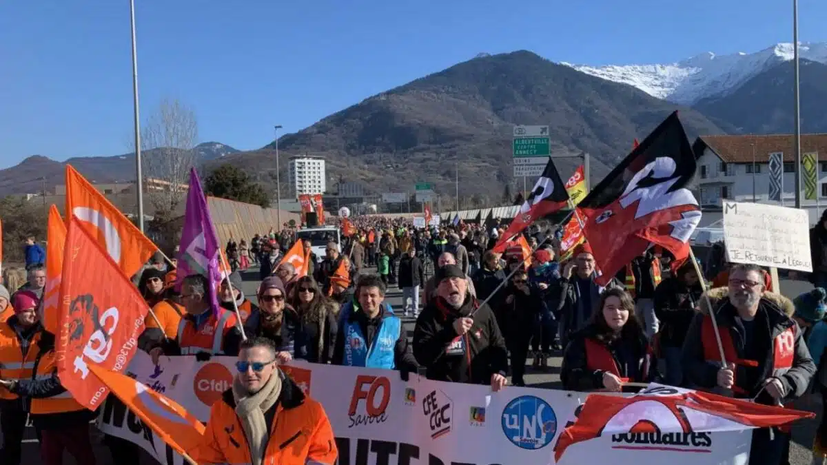 rejoignez-nous pour la manifestation à albertville, un événement engagé qui rassemble des citoyens autour de causes importantes. participez à des débats enrichissants, rencontrez des acteurs locaux et faites entendre votre voix au cœur de la ville.