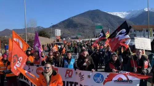 rejoignez-nous pour la manifestation à albertville, un événement engagé qui rassemble des citoyens autour de causes importantes. participez à des débats enrichissants, rencontrez des acteurs locaux et faites entendre votre voix au cœur de la ville.