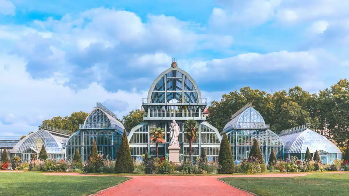 découvrez les détails de l'attaque survenue au parc de lyon, un événement marquant qui a secoué la ville. renseignez-vous sur les circonstances, les mesures de sécurité mises en place et les réactions des autorités. restez informé sur cette situation préoccupante.