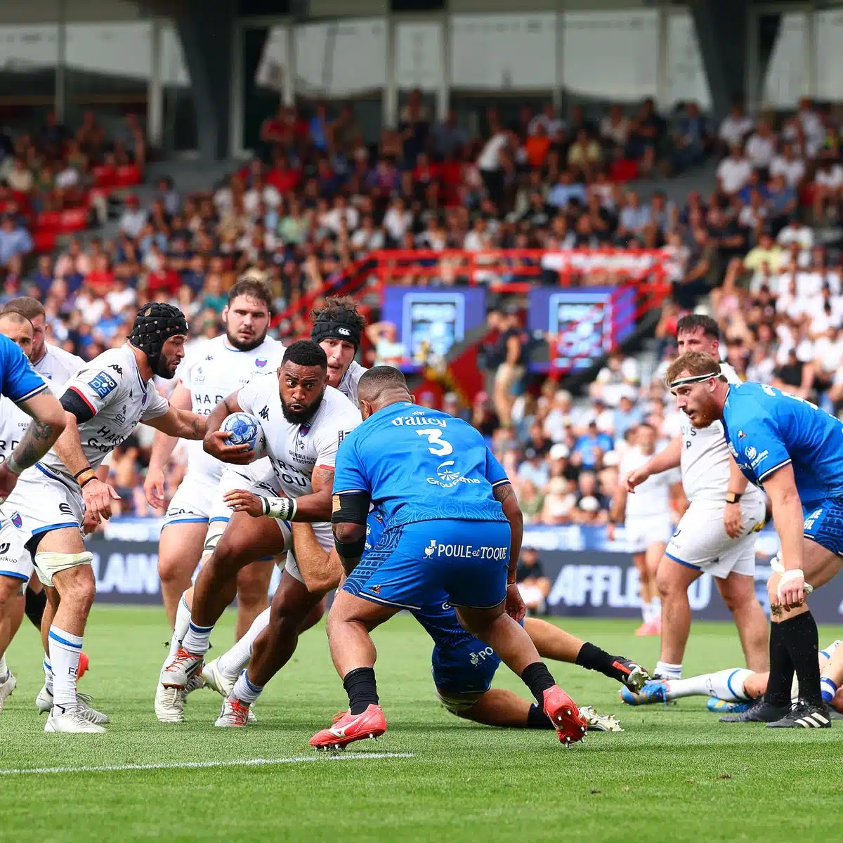 revivez la victoire du rugby club de vienne (rcv) contre lyon, un match palpitant riche en émotions et en performances exceptionnelles. découvrez les moments forts, les joueurs clés et les statistiques essentielles qui ont marqué cette rencontre décisive.