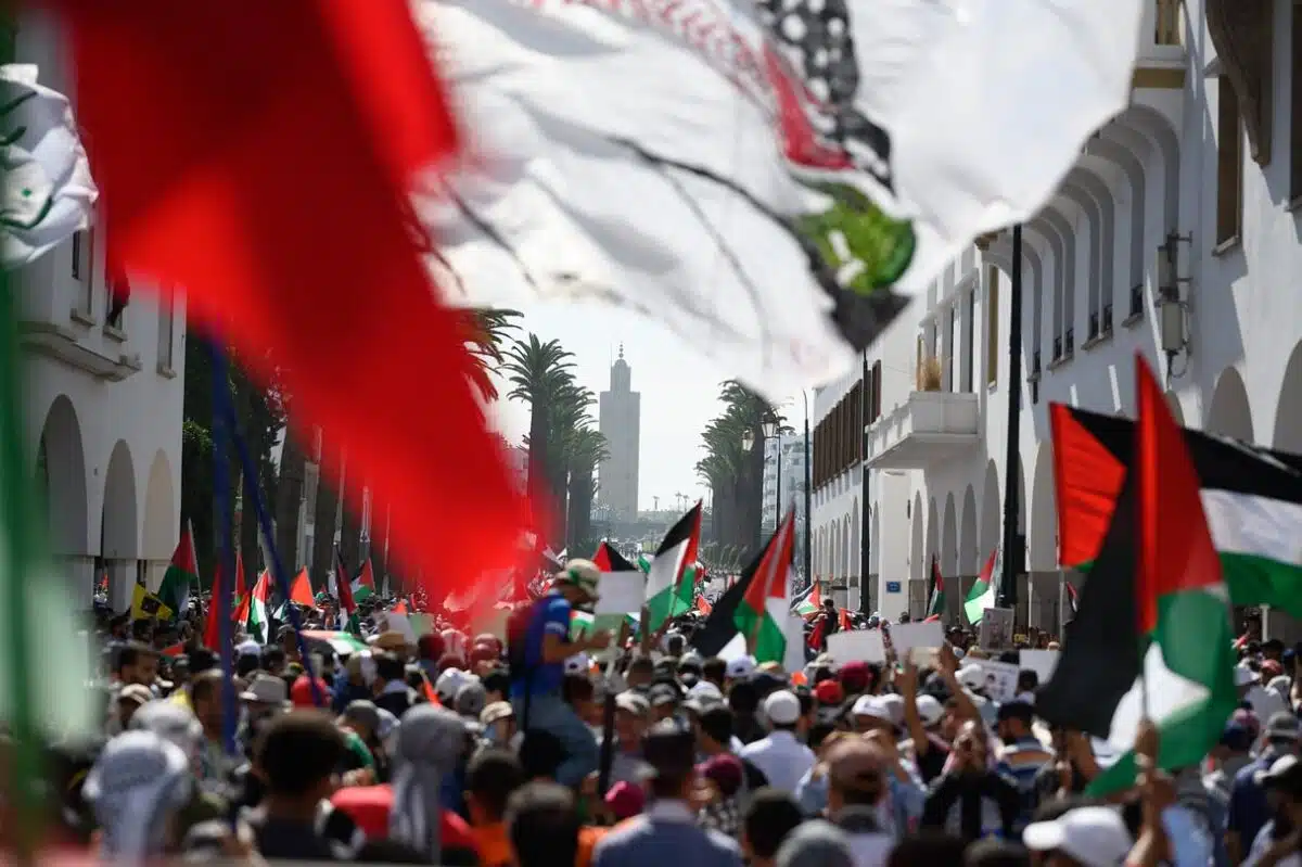 découvrez les enjeux et les dynamiques de la mobilisation en faveur de la palestine au liban. analyse des manifestations, soutien communautaire et impact sur la politique régionale.