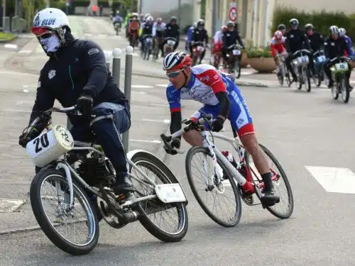 un cycliste a été agressé à lyon dans un incident choquant qui soulève des préoccupations sur la sécurité des cyclistes en milieu urbain. découvrez les détails de l'agression et les réactions de la communauté.