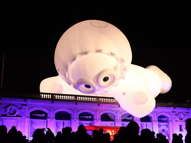 découvrez les expos incontournables de lyon durant les fêtes, alliant culture, art et festivités. plongez dans un univers vibrant avec des événements captivants à ne pas manquer, enrichissant ainsi votre expérience lyonnaise pendant la saison festive.