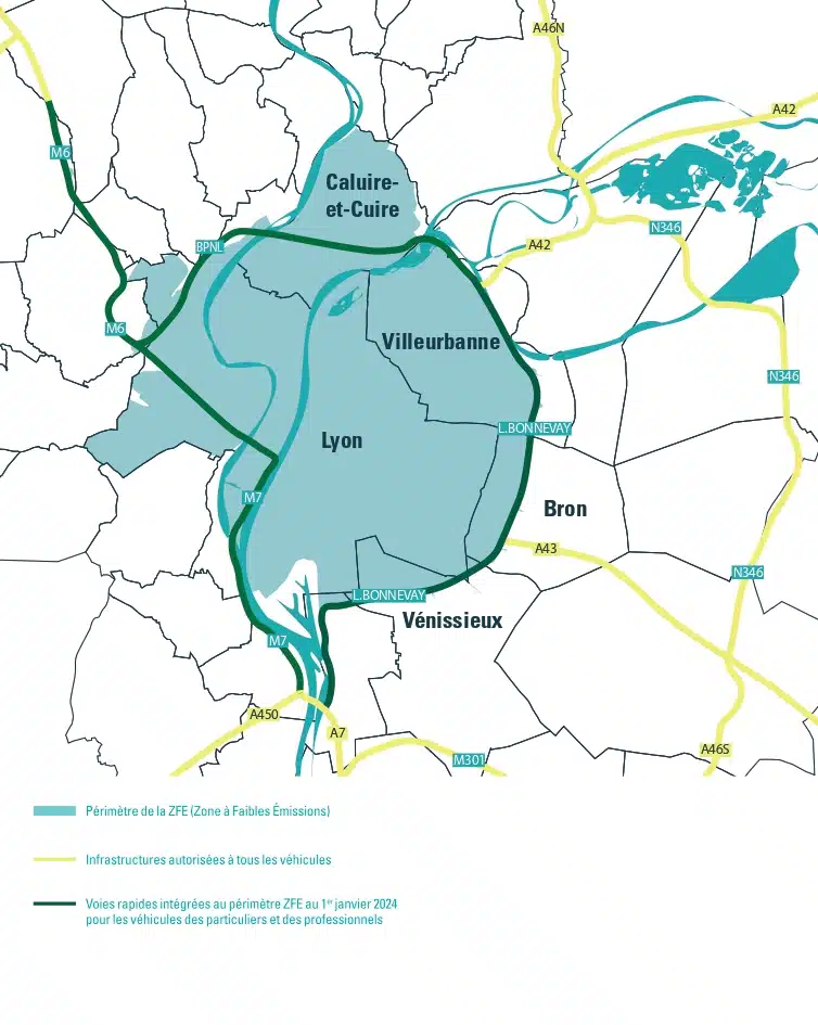 découvrez les enjeux et controverses autour de la zone à faibles émissions (zfe) dans la métropole lyonnaise. analyse des impacts sur la pollution, la santé publique et les habitudes de transport des citoyens.